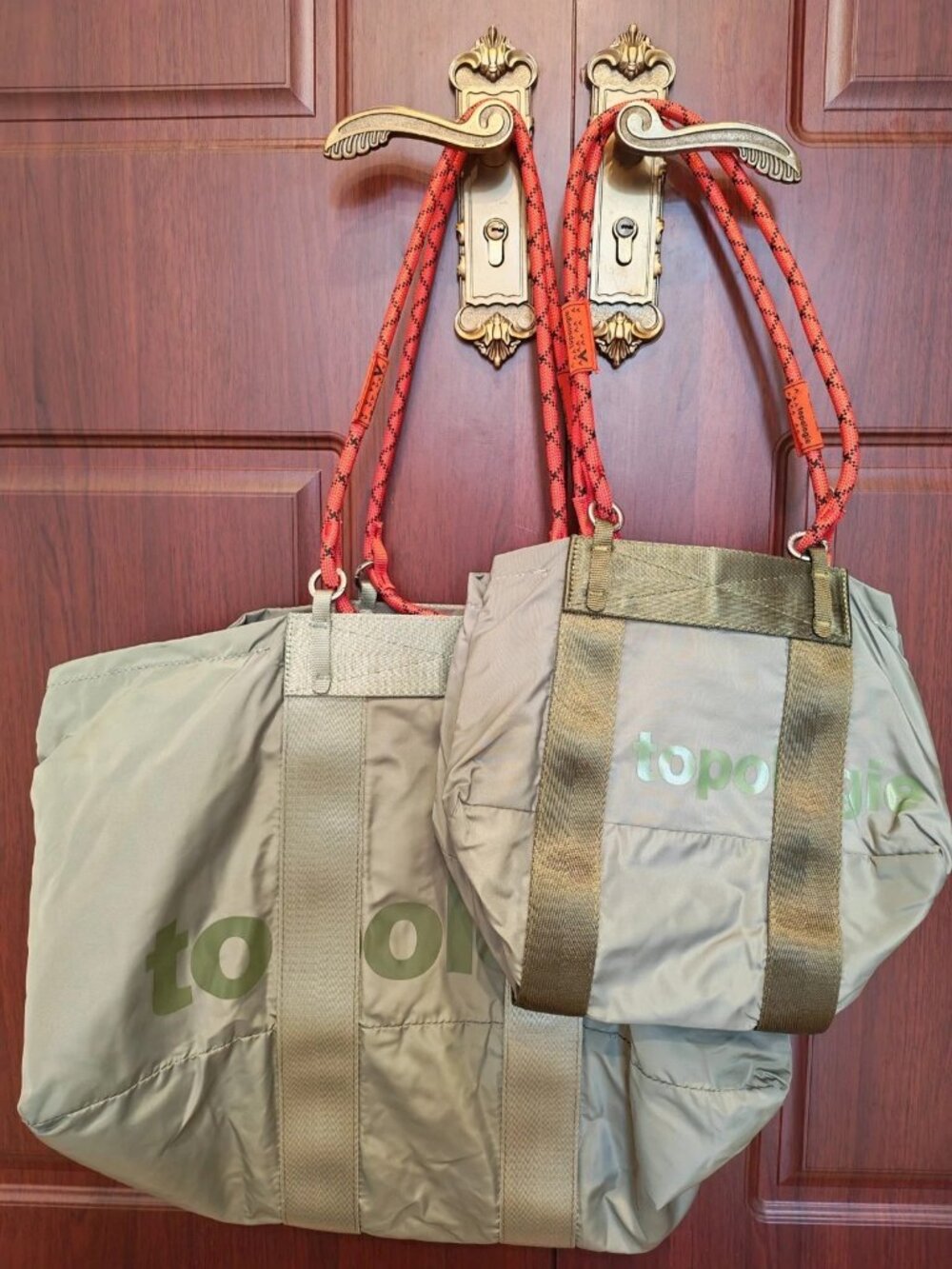 Pre-owned Topologie Versatile Carryall Tote Bag - Stylish Travel Handbag 2pcs